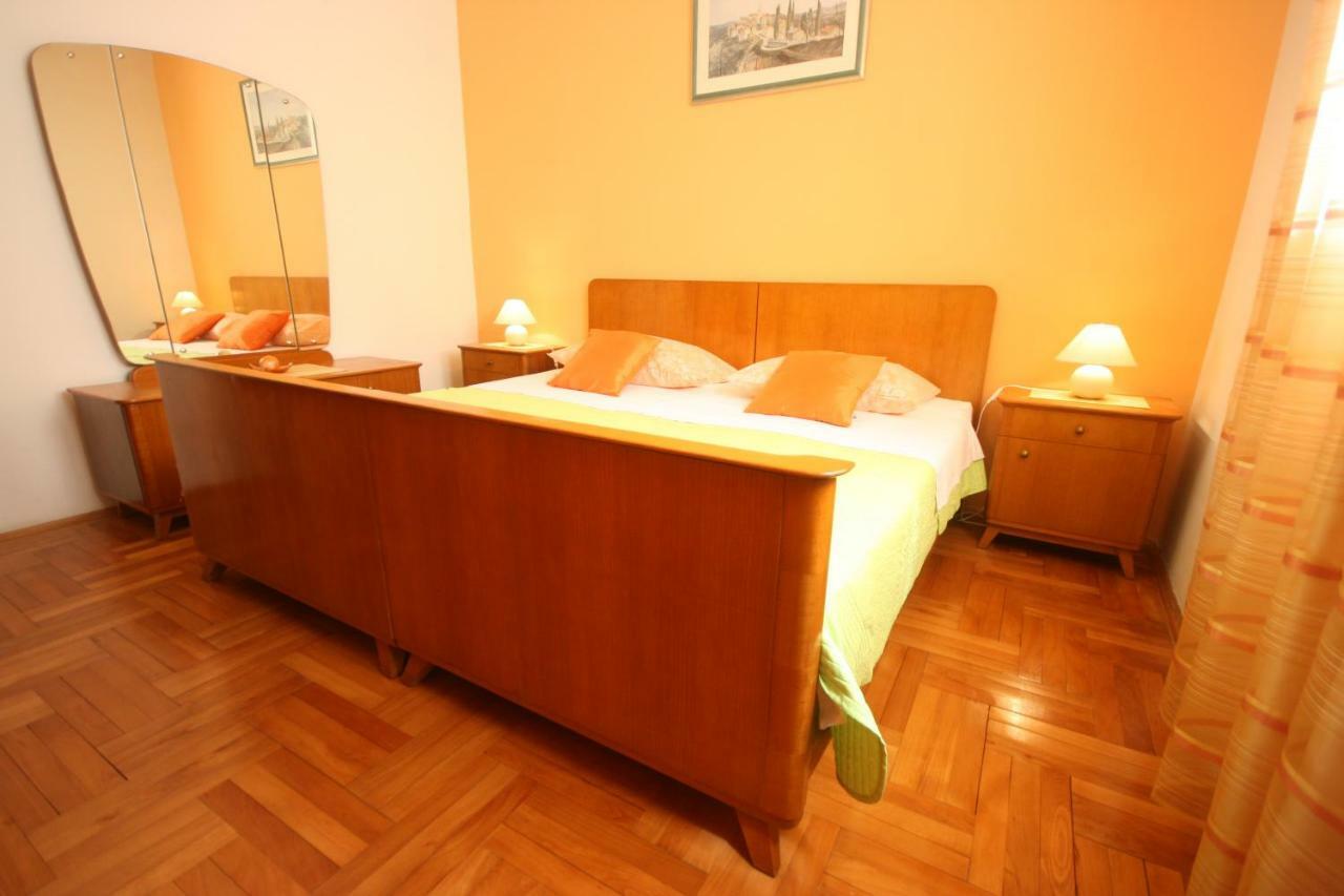 Apartment Marijana ポレッチ エクステリア 写真